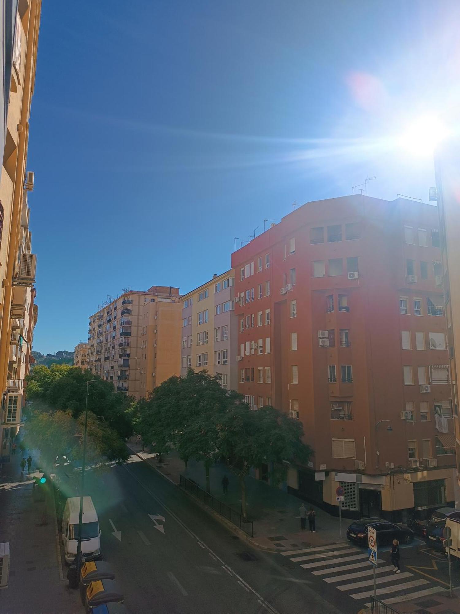 Apartamento El Bambu Cerca Del Mar Málaga Exterior foto